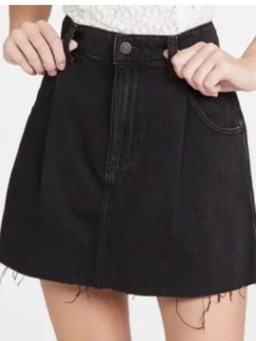 Free People Black Distressed Cosmico Flirt Denim Mini Skirt Size 26 38755